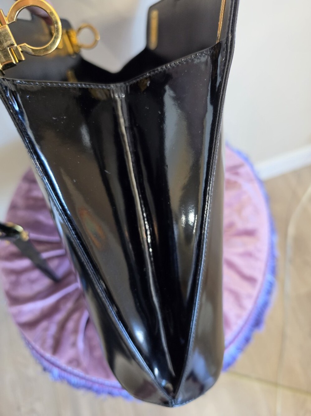 Ferragamo Wanda Black Patent Top-Handle handbag with strap - Picture 13 of 15